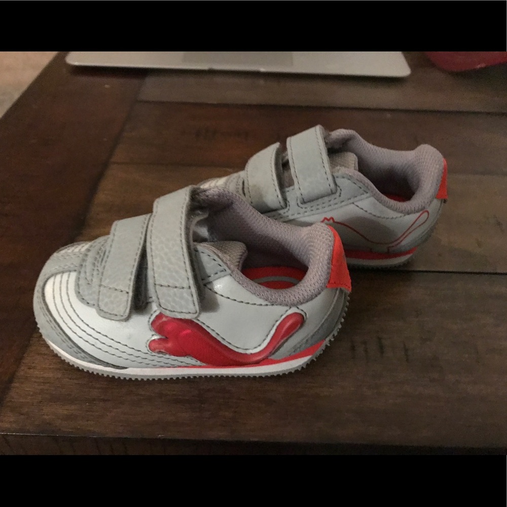 Light up pumas. Barely worn! Size 4.